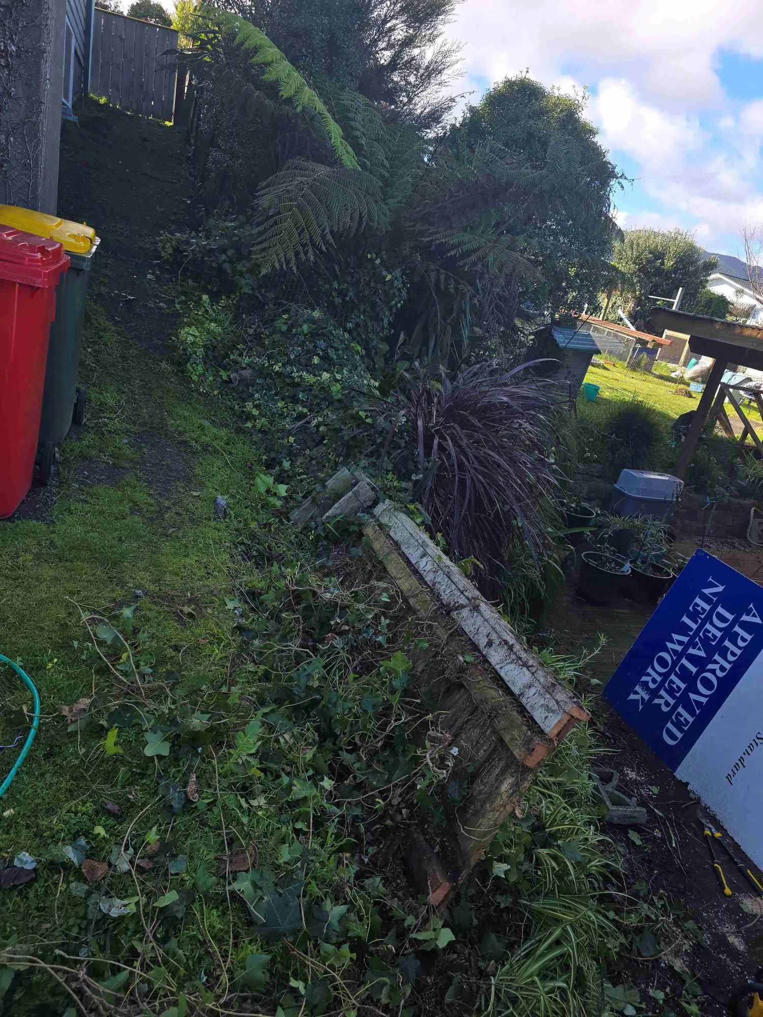 Fence before renovation